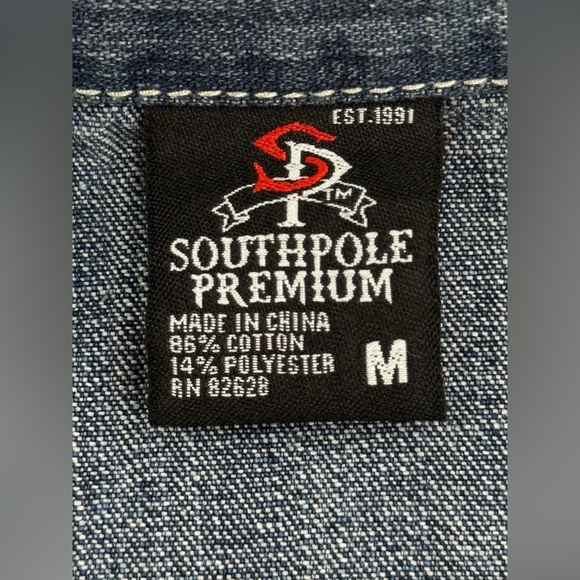 Southpole Distressed Sleeveless Denim Vest, Men's Size Medium, Assorted Patches - Picture 11 of 16